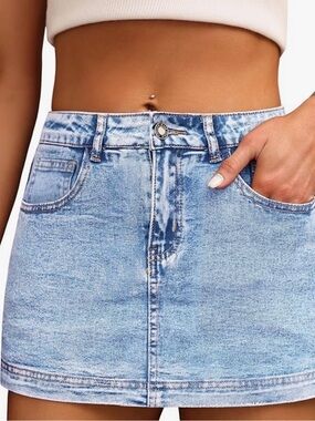 Light Wash Denim Mini Skirt - Casual Women's Skirt